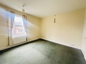 Bedroom- click for photo gallery